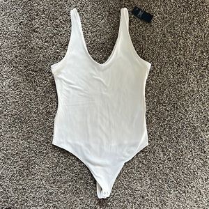 NWT seamless rib fabric scoop neck bodysuit